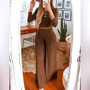 BTFBM Women's Two Piece Lounge Set. Color solid brown. Size M. Used once.